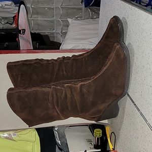 Bass size 6M Women’s Ganelle Chocolate Brown Suede Leather Wedge Heel Boots